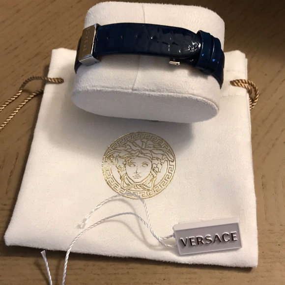 Versace Womens Watch - Picture 8 of 16